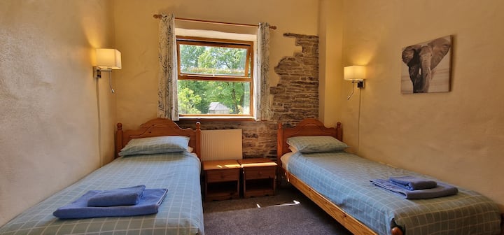 საძინებელი 2