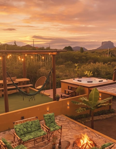 House in Capão ideal for groups| Jacuzzi + View