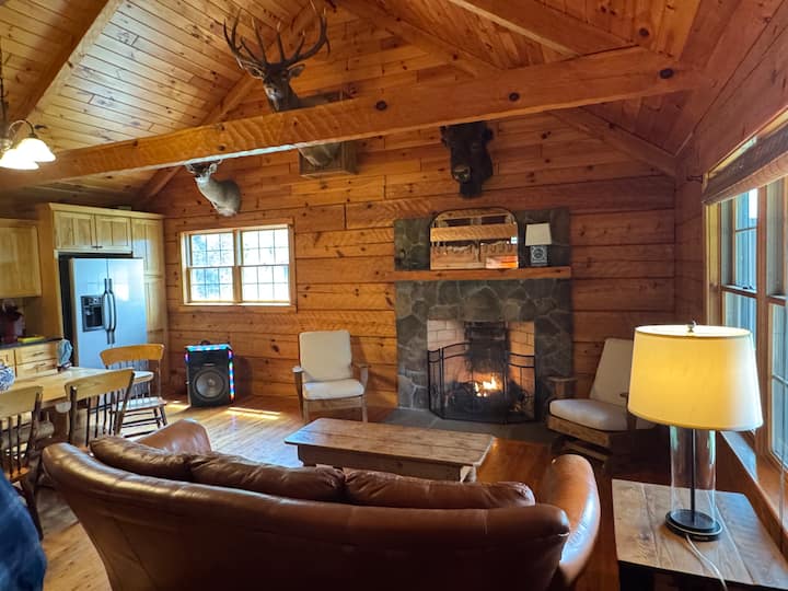 Uncle Bill's Cabin - Colgate University, Hamilton