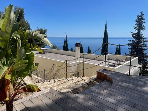 Modern Seaview Villa with Pool above Monaco
