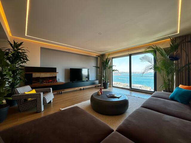 S Lux/Jacuzzi Escape with Bosphorus Panorama gallery image 4