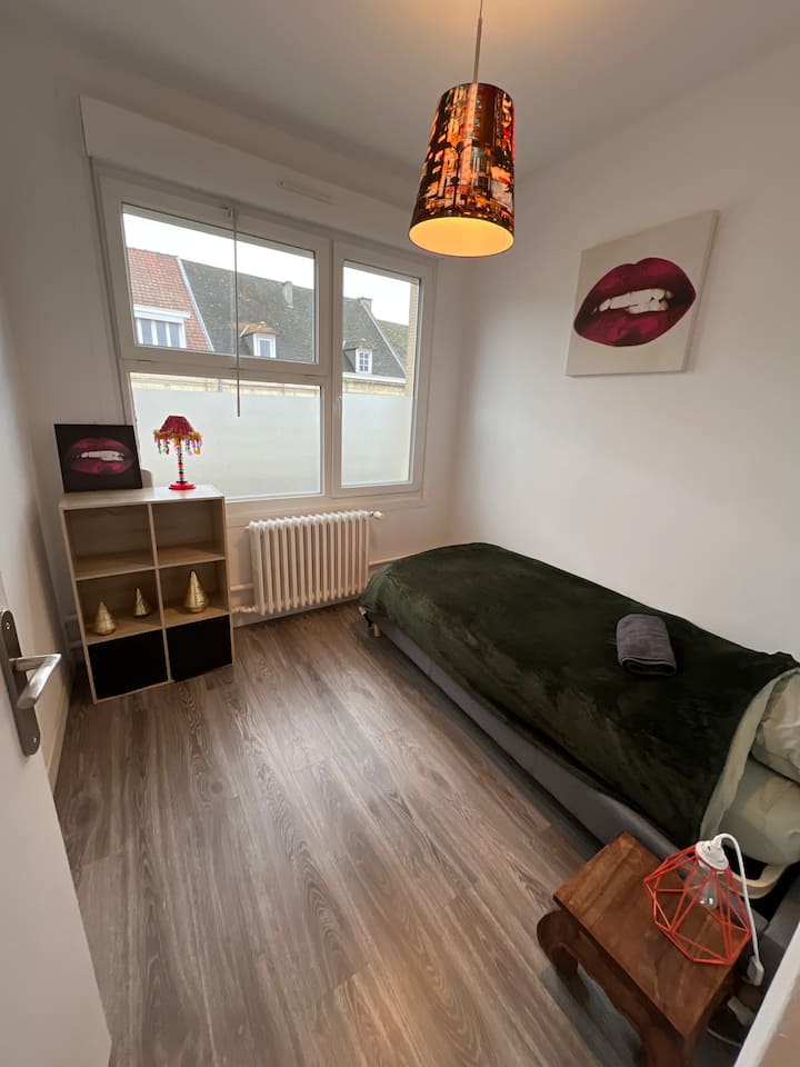 غرفة النوم 2