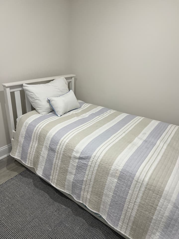 Kitanda cha trundle (yaani magodoro mawili pacha)