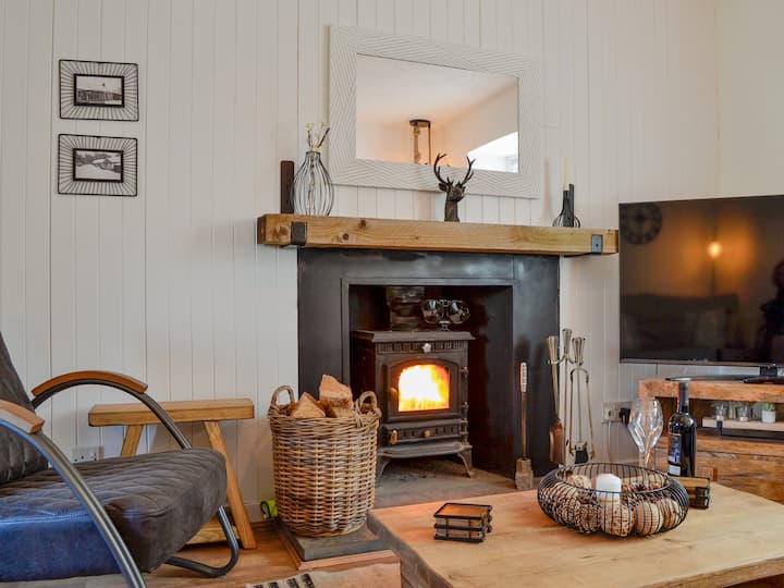 Black Spout Cottage - Pitlochry