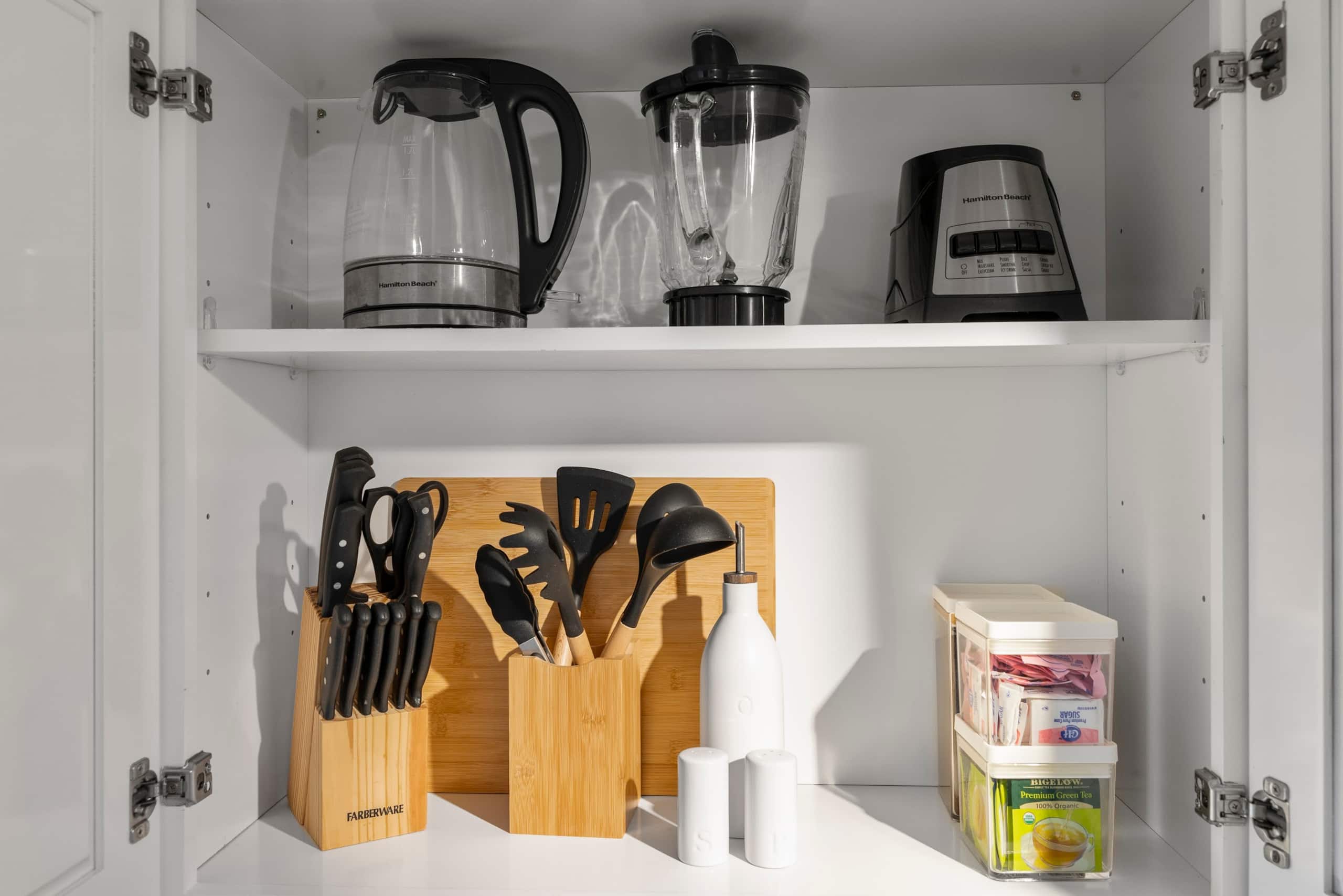 16F-Renovated Modern King Studio-Waikiki Beach~ - Image 18
