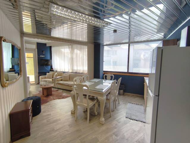 Downtown 130 sqm -6th floor- 4 bedroom apartment