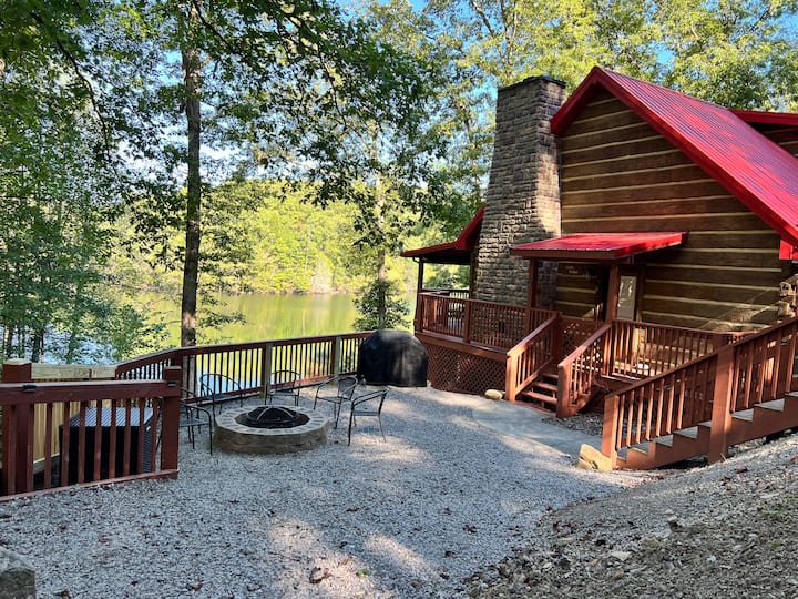Cabin Fever - Waterfront Cabin with Private Dock