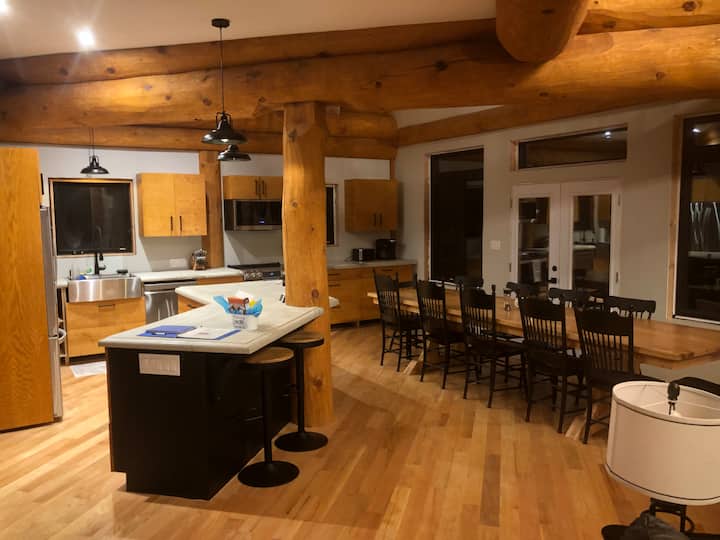Severn River House - Gravenhurst