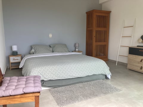 Popular Airbnb listing: Entire place in Le Tampon