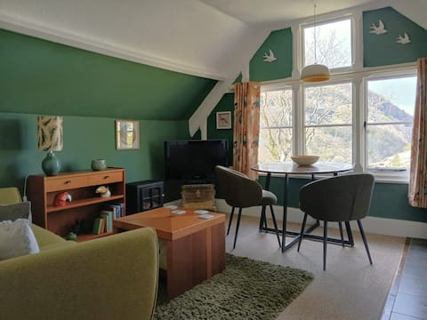 Successful Airbnb property: Bird's Eye View apartment at Countisbury Lodge in Lynton And Lynmouth