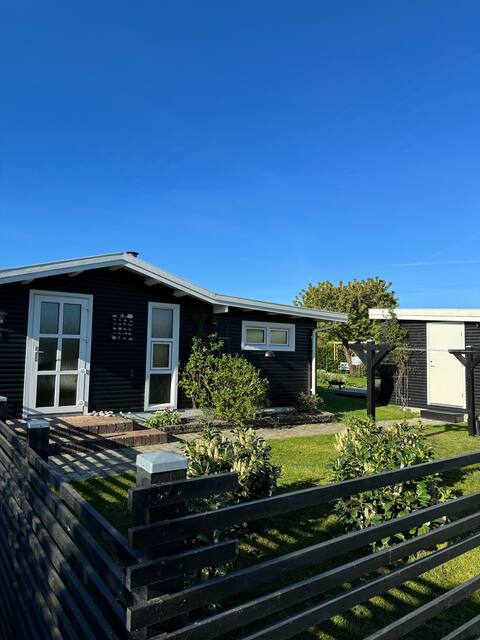 Enø - charm and idyll just 500 meters from the bathing jetty!