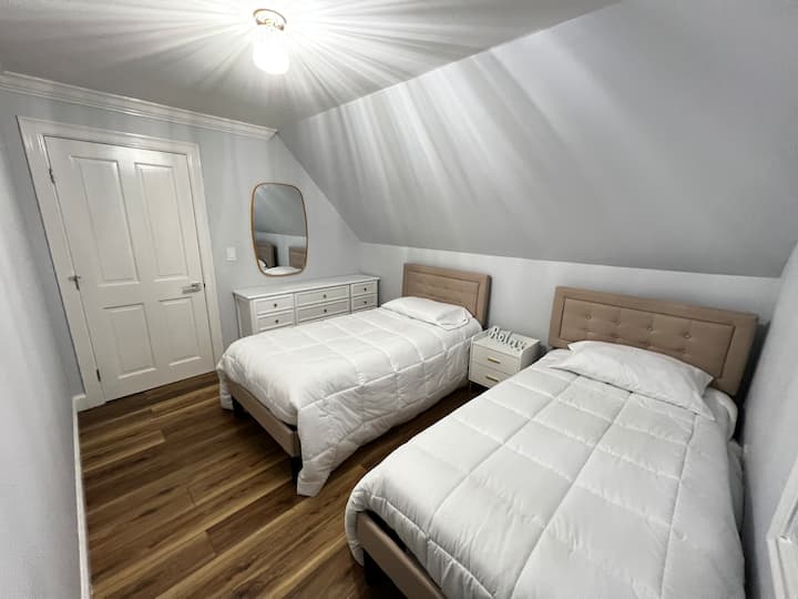 Спалня на 2 - ри етаж