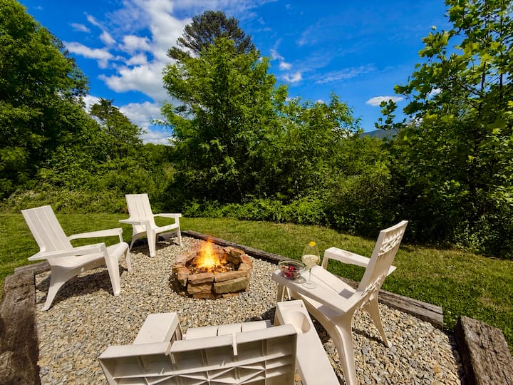 3 Homes In 1 • Epic Views • 1 Min To Downtown - Bryson City, NC