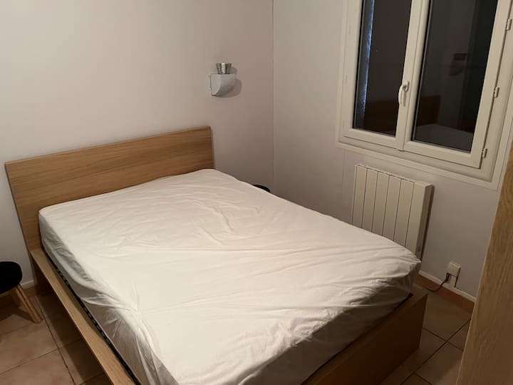 საძინებელი 4