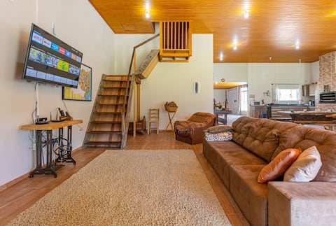 Successful Airbnb property: Casa de Campo Fazenda Esperança (Hope Farm Country House) in Bom Retiro