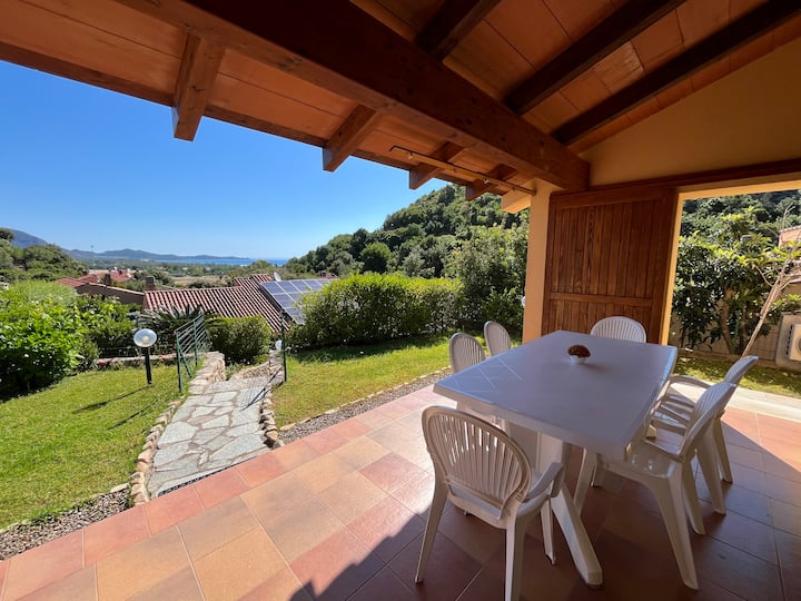 [Vista Mare E Relax] Accessoriata, Bbq, Giardino - Costa Rei
