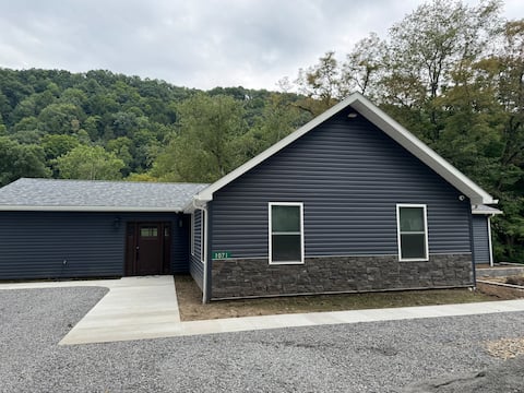 The Rose Barn @ Copper Hollow