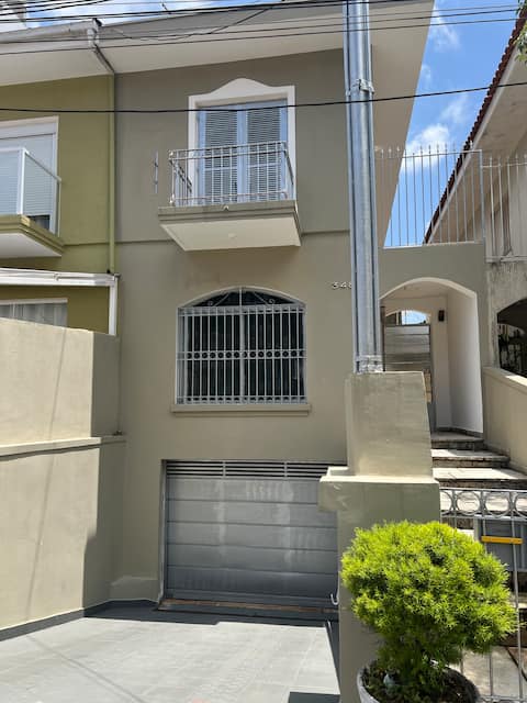 Sobrado with private security 24 hours