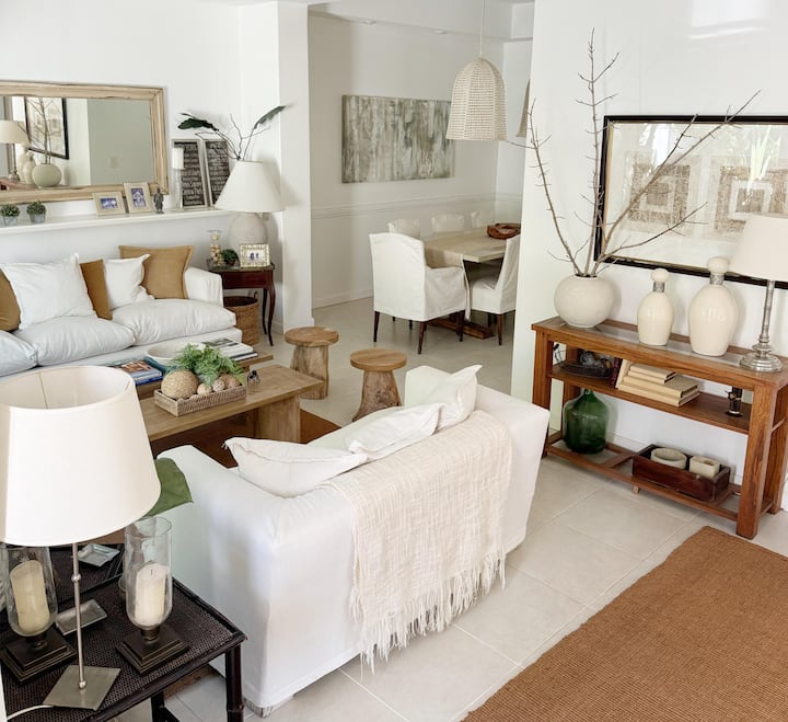 Four-bedroom apartment-style house in Martínez