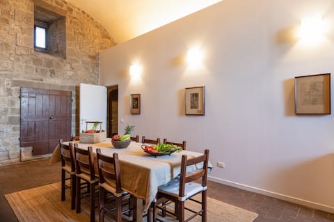 Top Airbnb: Belforti Tower a Montecatini Val Di Cecina