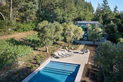 Luxury Retreat w/ Pool, Hot Tub & Sauna