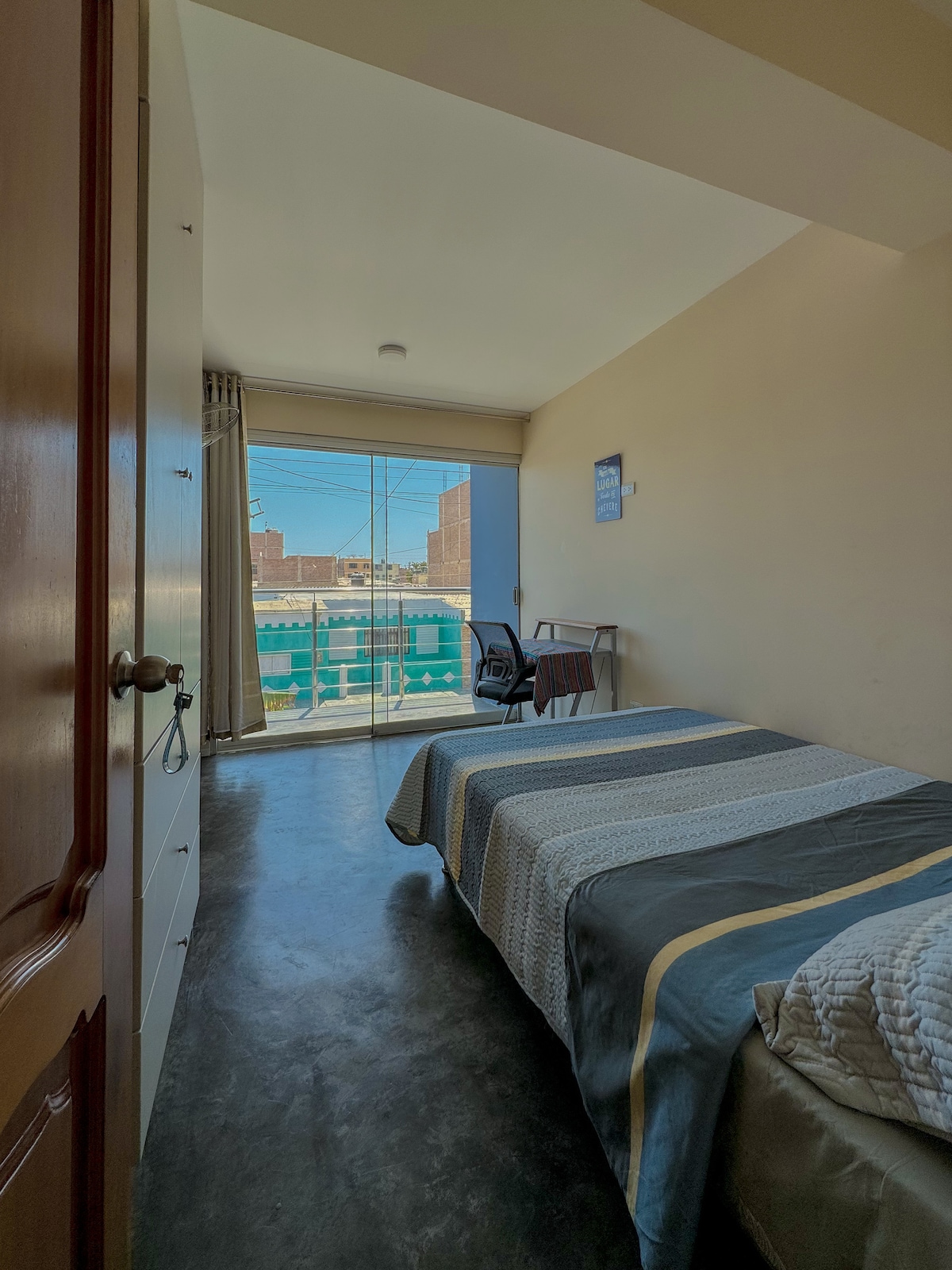 غرفة النوم 1