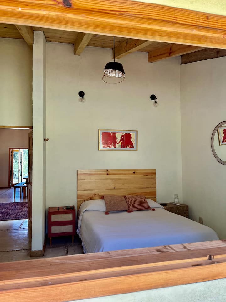 საძინებელი 1