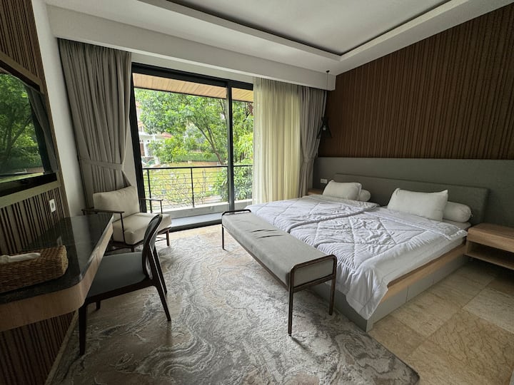 Стая Modom - единично легло - 2 - ри етаж - балкон с изглед към пътя