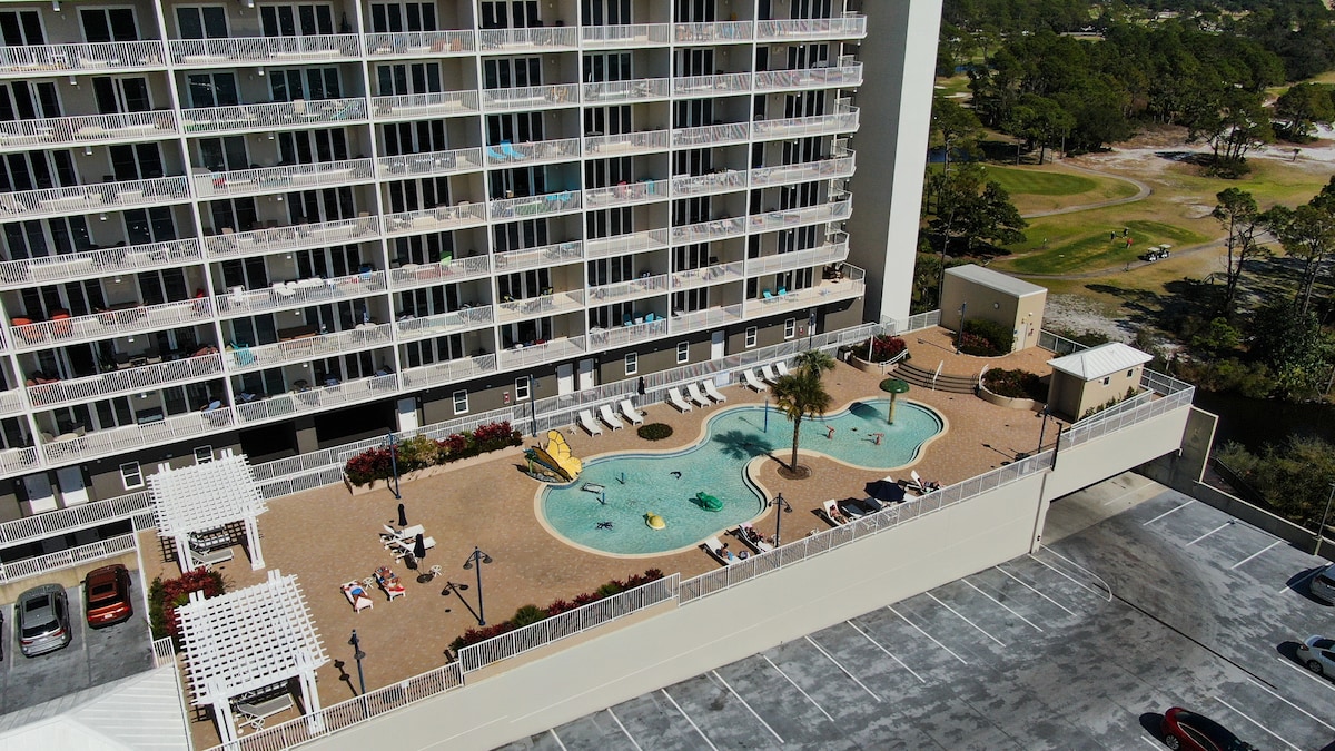 Laketown Wharf 503 * Amazing Family Beach Getaway* - Condominiums