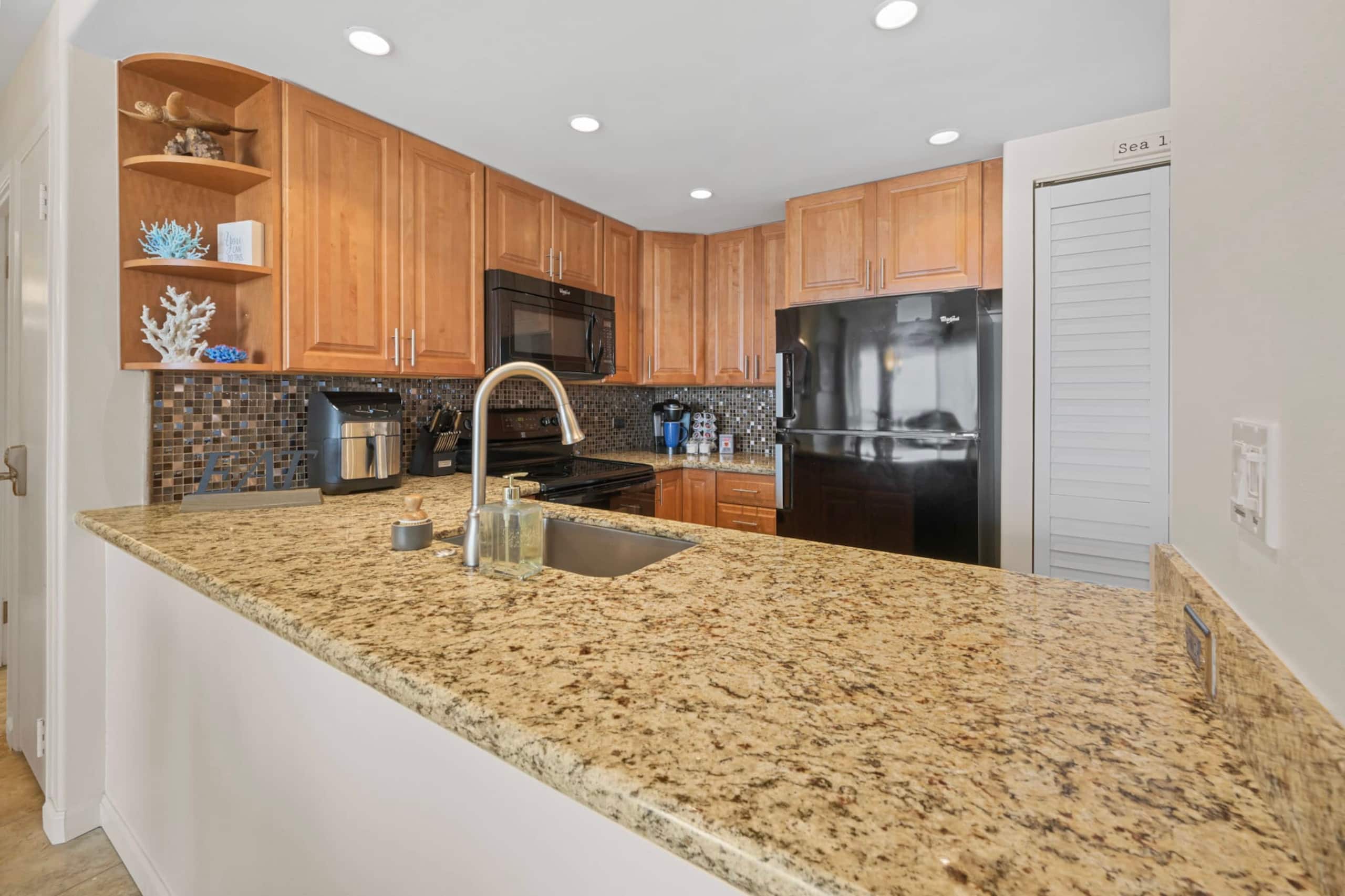 Sapphire - Heavenly Ocean View, Resort, & Pool! - Image 35