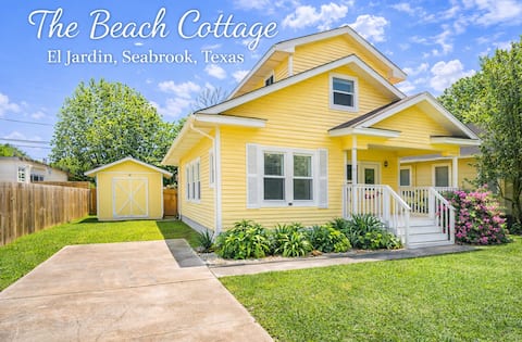 Charming Beach Cottage