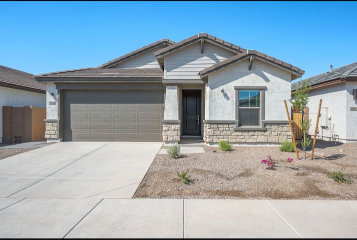 Guest favorite listing in Glendale