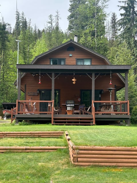 Beautiful cottage on sunny East Barriere Lake, BC.