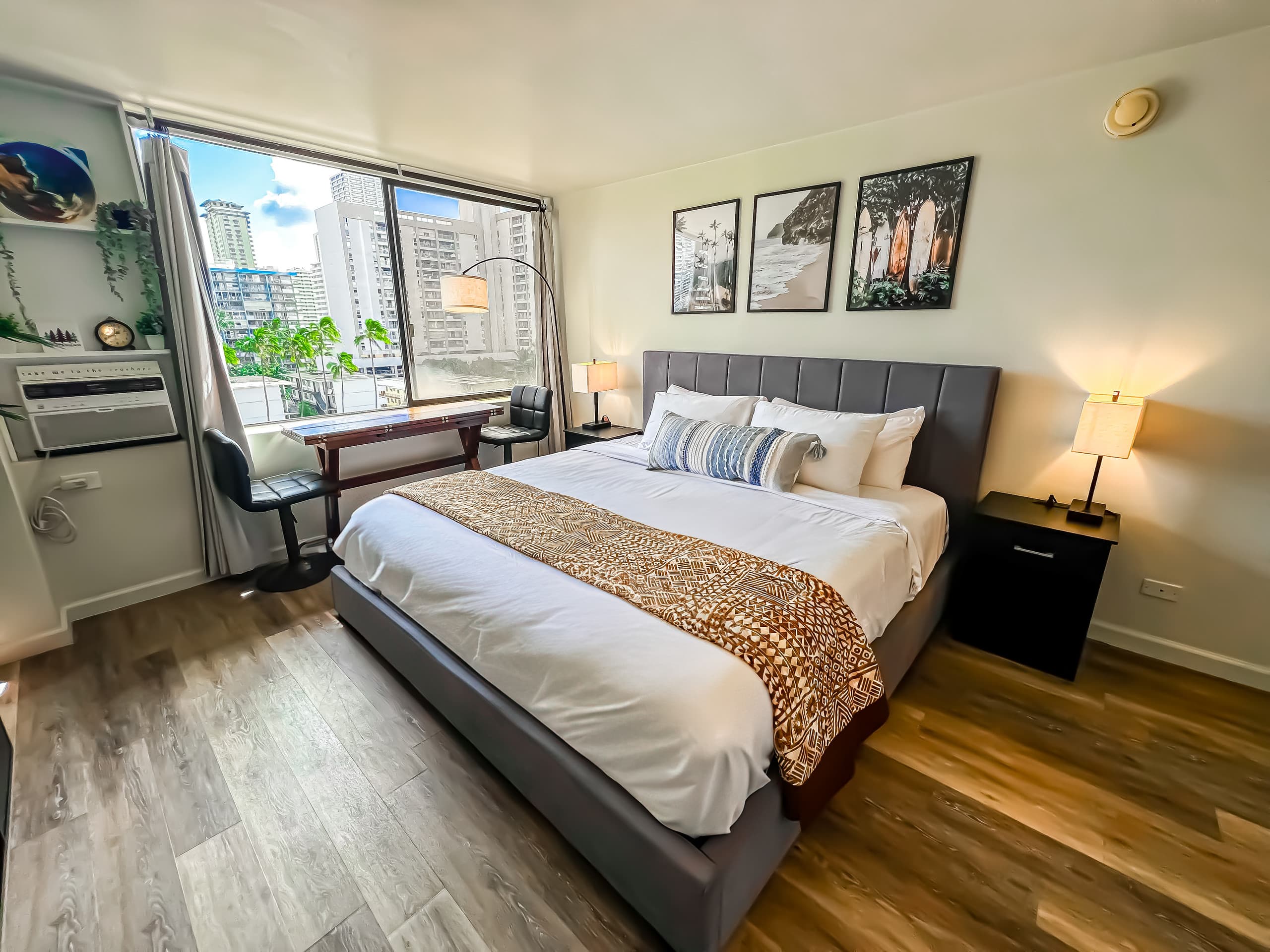Condo in Honolulu · ★4.92 · Studio · 1 bed · 1 bath - Image 3