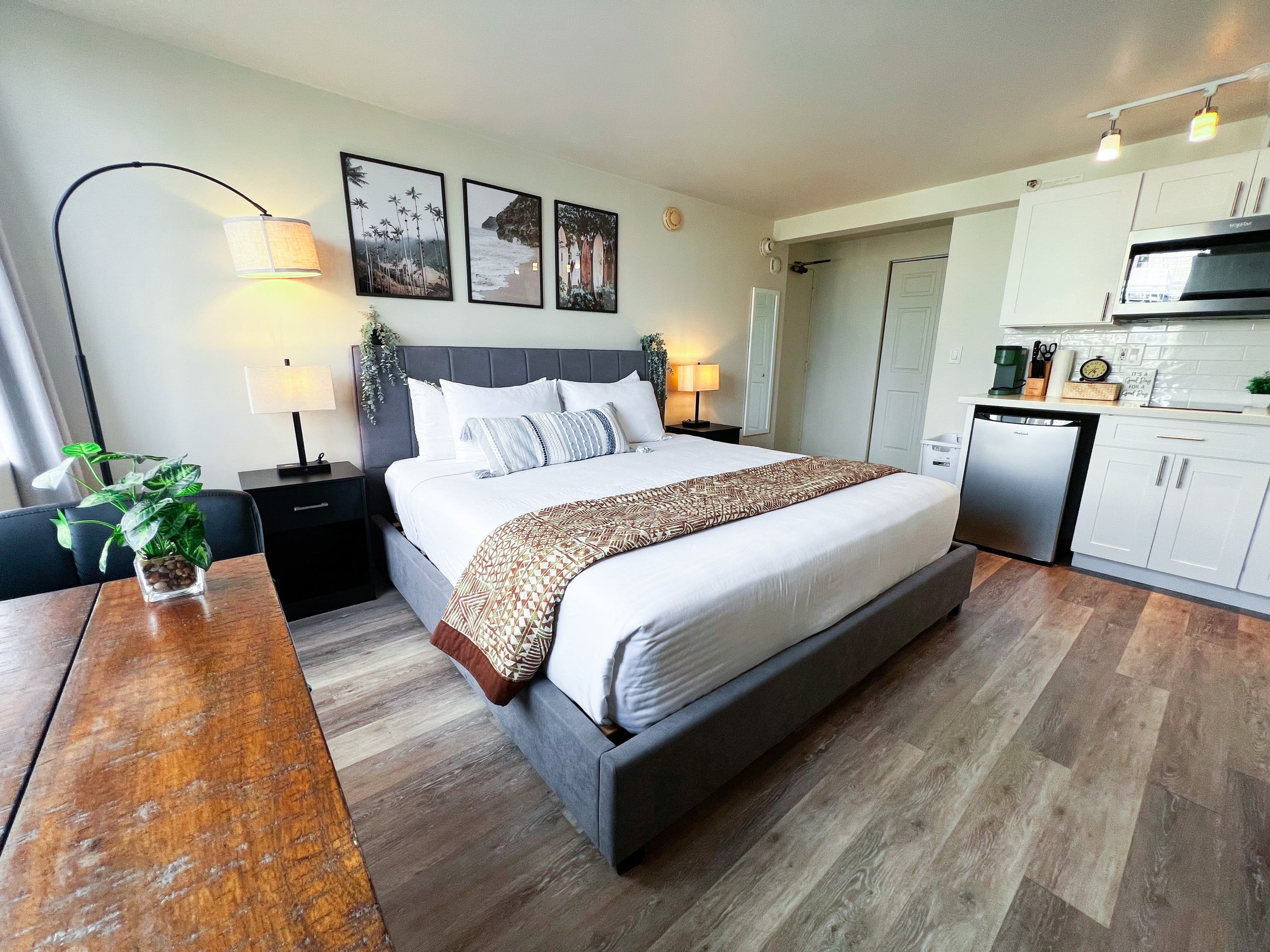 Condo in Honolulu · ★4.92 · Studio · 1 bed · 1 bath - Image 4