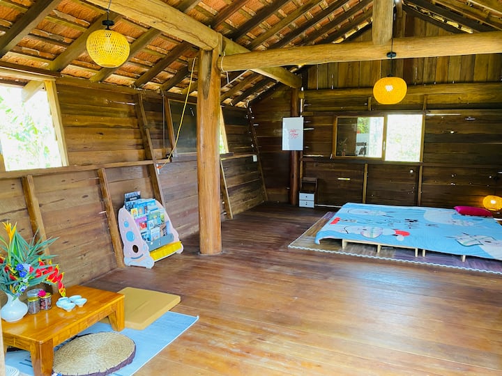 Nhà Sàn Giữa Vườn Cây Hoa Trái Bốn Mùa (Gần Suối) - Tỉnh Đắk Lắk
