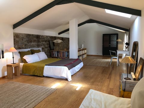 "Les Herbes Folles" Bed and Breakfast - Bedroom 1