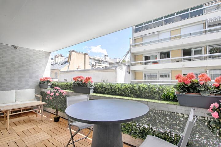 Best Location In Paris managed Airbnb listing 2