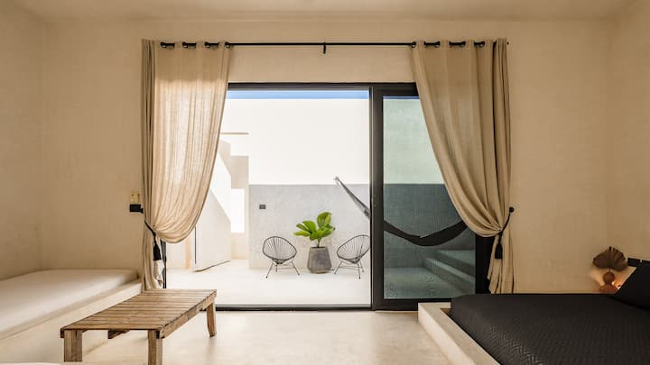 Ննջասենյակ 8