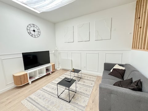 Moon 201 - Romans-sur-Isère