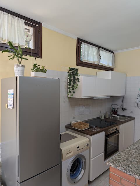 Annuncio Airbnb popolare: Cozy two-room apartment in Ladispoli a Ladispoli