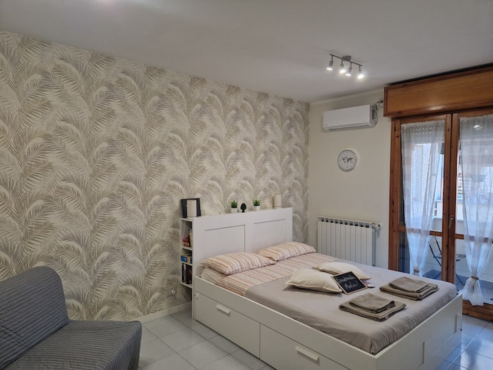 Casa Amuni'  Monolocale Moderno Pisa Free Parking - San Giuliano Terme