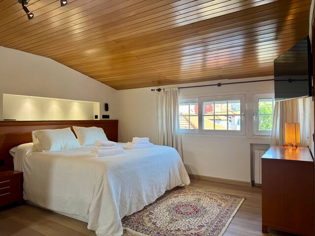 Chalet céntrico, zona tranquila gallery image 5