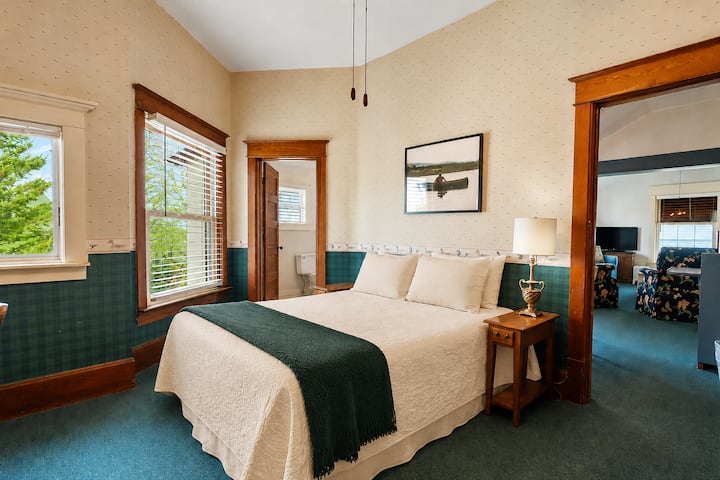 Bedroom 6