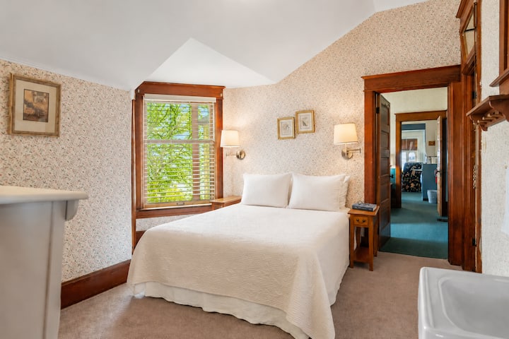 Bedroom 8