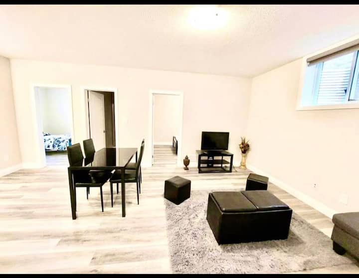 Spacious North London Apartment - London, Ontario