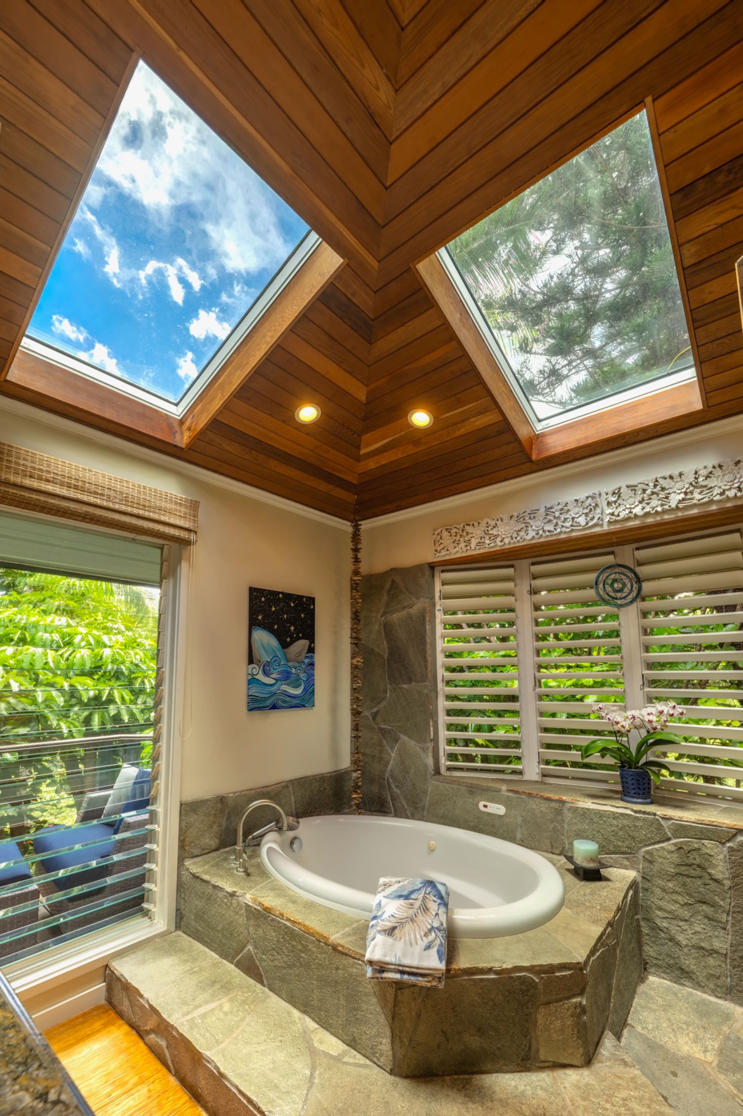 Home in Lahaina · ★4.93 · 2 bedrooms · 3 beds · 2 baths - Image 33