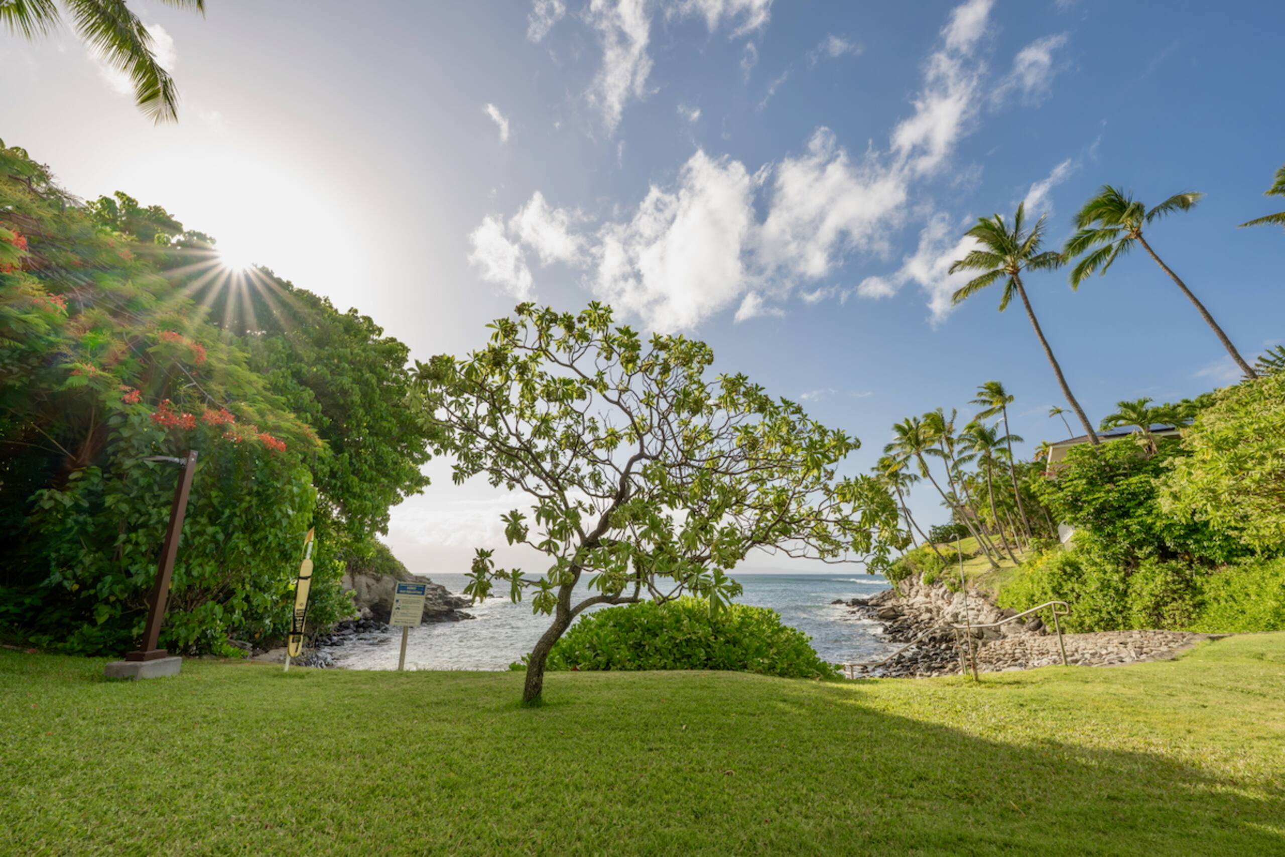 Home in Lahaina · ★4.93 · 2 bedrooms · 3 beds · 2 baths - Image 80