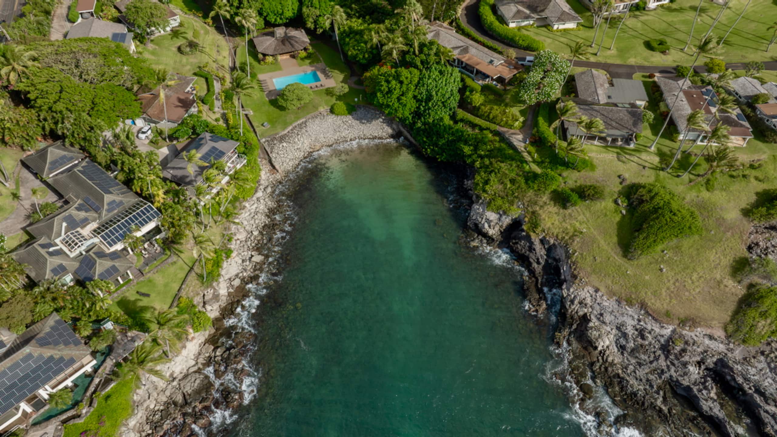 Home in Lahaina · ★4.93 · 2 bedrooms · 3 beds · 2 baths - Image 55