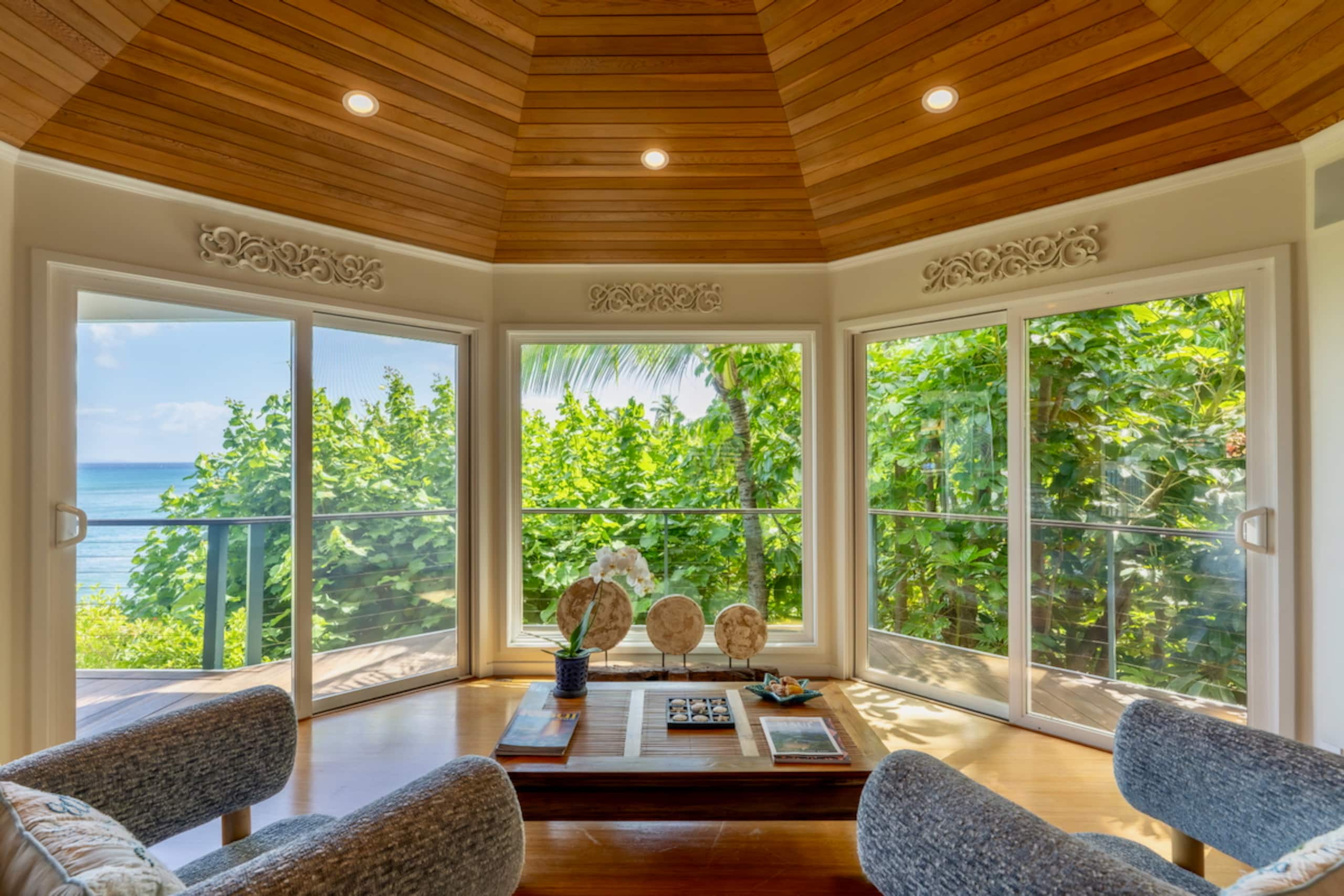 Home in Lahaina · ★4.93 · 2 bedrooms · 3 beds · 2 baths - Image 5